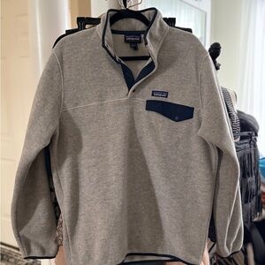 Patagonia Heather Gray and Navy Snap-T Pullover